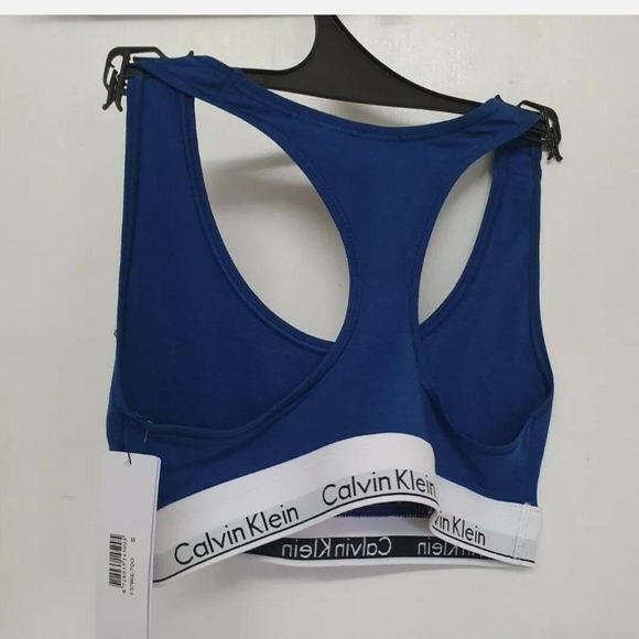 Calvin klien blue/white spellout sports bra.Size small uk 8BNWT - Picture 2 of 4